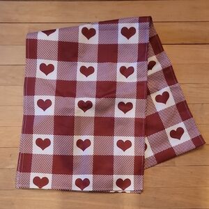 Valentines Table Runner